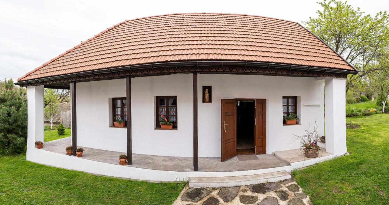 Ubytovanie Na Vcelej Farme Polichno Zewnętrze zdjęcie